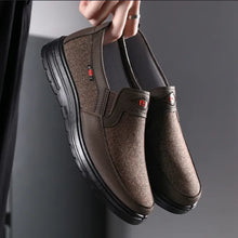 Upload image to gallery viewer, Sapatênis Couro Fortuna