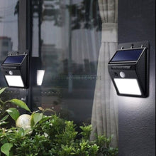 Carregar imagem no visualizador da galeria, Refletor Solar Externo LED Sensor de Movimento
