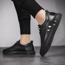 Upload image to gallery viewer, Tênis Casual Couro Italiano
